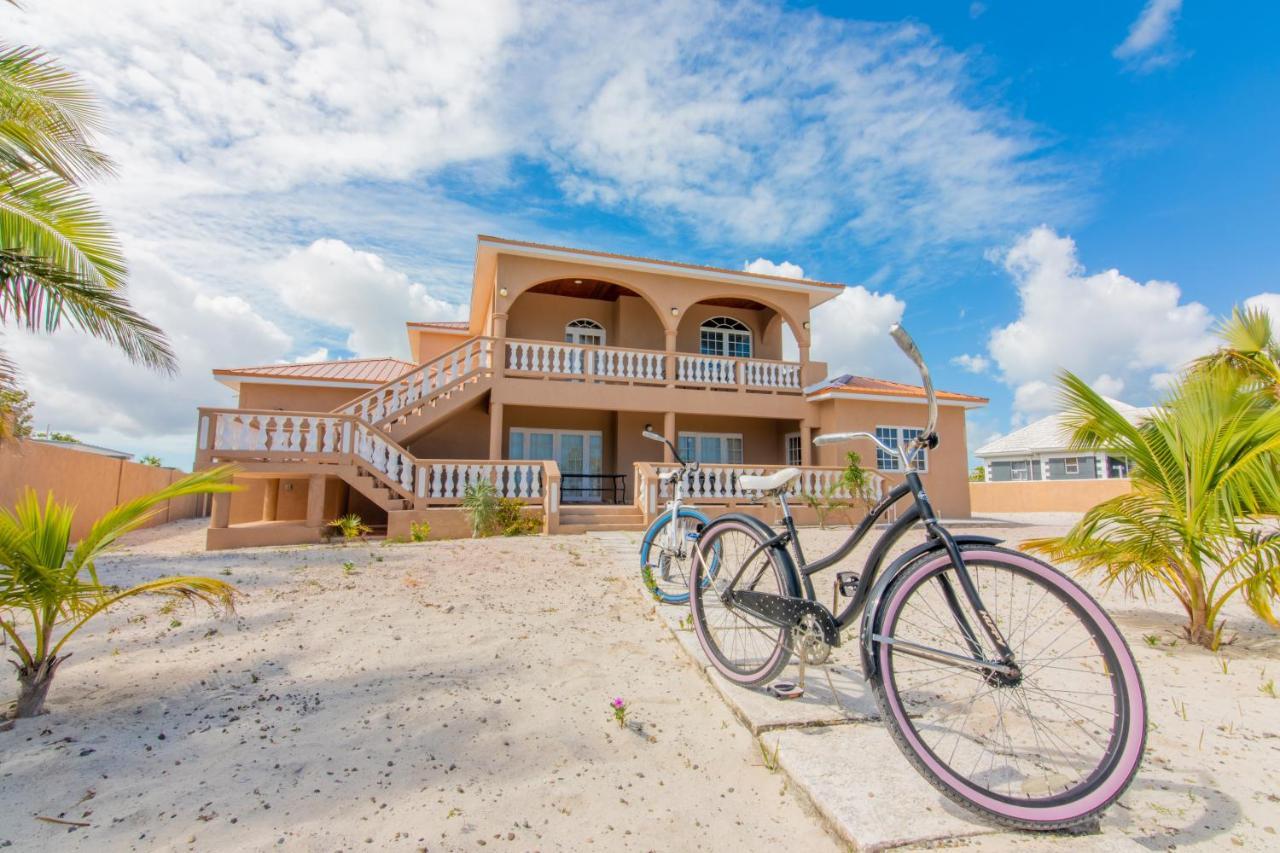 Golden Pelican Villa- 5 Bdr Beachfront Home In North Caicos, Turks & Caicos Whitby Exterior photo